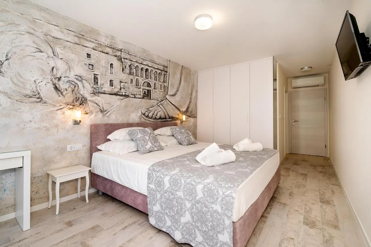 Luxury Beachfront Villa Sea Queen - Kaštela Kroatien