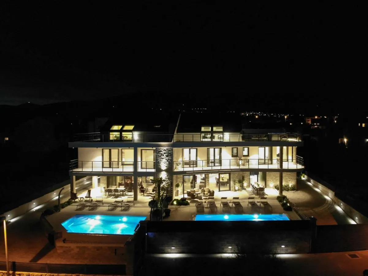Luxury Beachfront Villa Sea Queen - Kaštela Kroatien